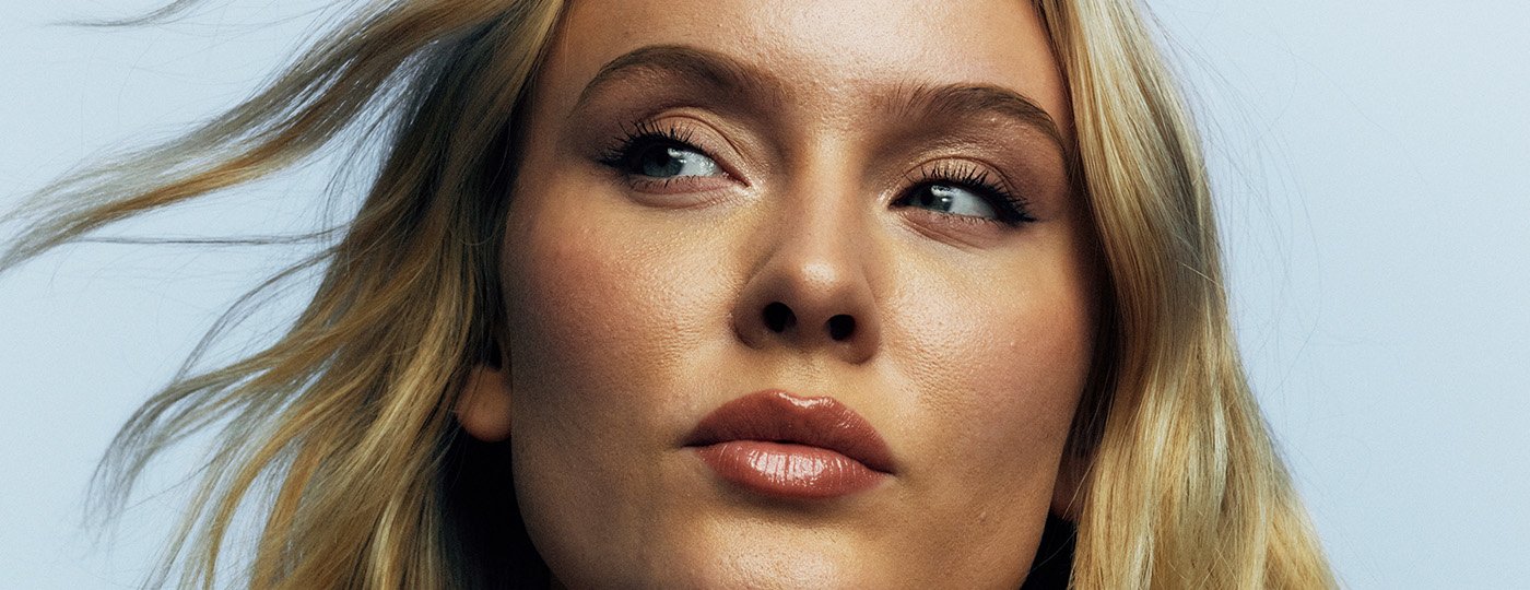 MAY 240319 MAYBELLINE ZARA LARSSON S01 164 NO 1400x540px